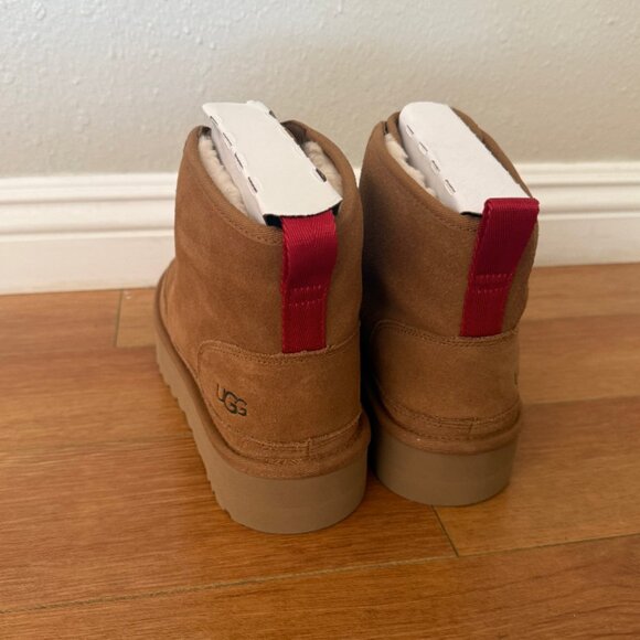 UGG Women's Neumel Zip Platform Booties - Picture 4 of 5